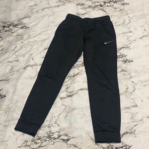 Men’s small black Nike joggers